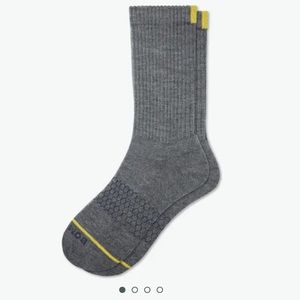 Brand new Bombas Merino and Cashmere blend socks Men’s size large gray